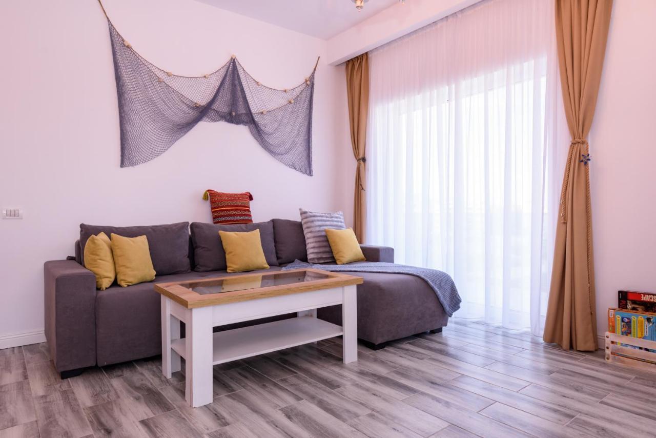 Appartamento Kataleya Apartament Năvodari Esterno foto